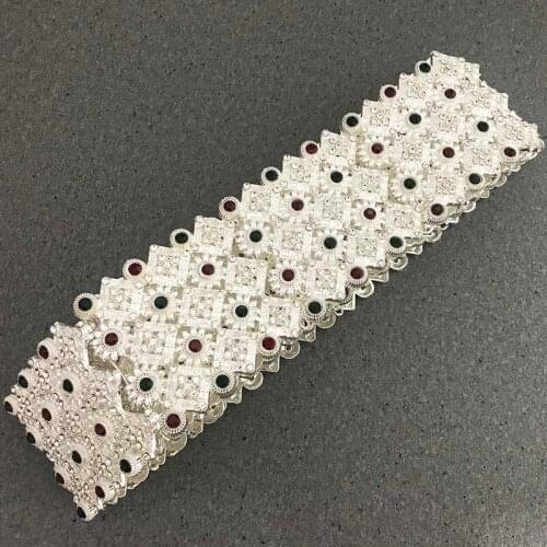 French style exquisite rhinestone silver belt with hollowed-out flower crystal long sleeve belly chain lady Algeria metal belt