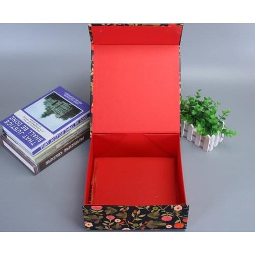 Custom Square Collapsible Rigid Black Flap Cardboard Paper Folding Magnetic Closure Gift Box manufacturers ---PX12016