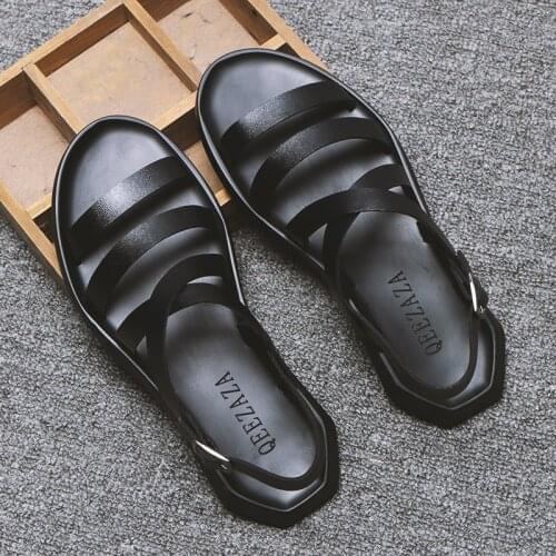 2021 Summer New Style Mens Shoes Open Toe Sandals Korean Design Artificial Leather Casual Beach Roman Trend Mens Slippers