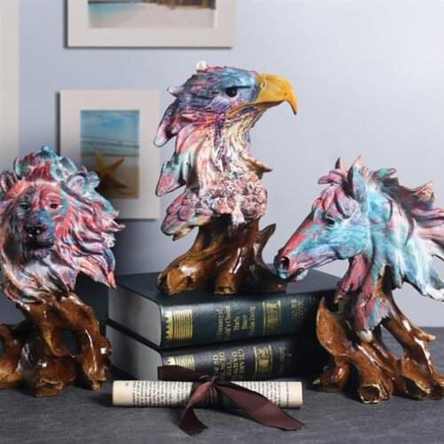 Creative Oil Painting Lion Statue Animal Sculpture Handicraft Decor Living Room Office Horse Wolf Decor Desktop Ornaments Gift