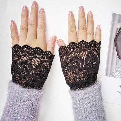 Lace Hollow Fake Sleeves Women Halloween Gothic Black Lace Wrist Cuffs Party Bowknot Fingerless Gloves Shirts Fake Arm Sleeves