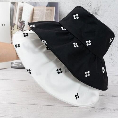 Casual Womens Summer Hat Bucket Hat Sun Protection Cap Female Wide Brim Flat Top Flowers Cotton Beach Hat Packable Sun Hats
