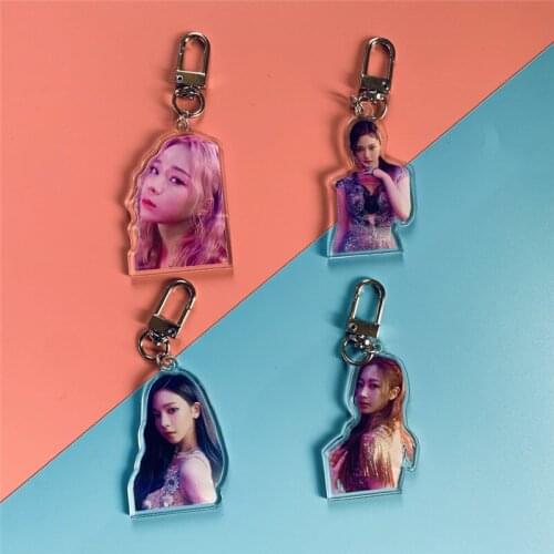 KPOP AESPA Keychain Car Pendant Student Bag Key Chain Boutique Personality Acrylic Creative Gift Cute Decoration Accessories