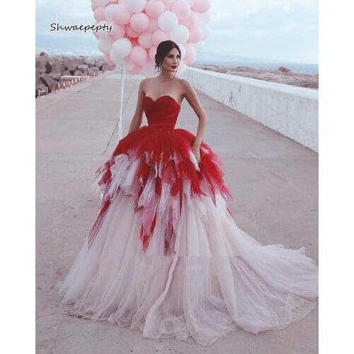 Gothic Victorian Wedding Dress 2021 European Style Sweetheart Red And Ivory Tulle Tiered Long Bridal Gown Vintage Bride Dresses