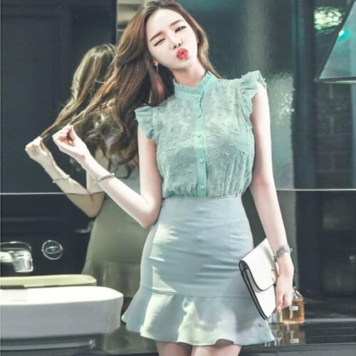 New arrival fashion woman set summer elegant sexy sleeveless shirt and slim mini skirt office lady solid two piece sets