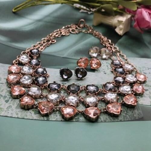 Gray Pink White Crystal Glass Triangle Necklace Collar Wholesale Alloy Jewelry
