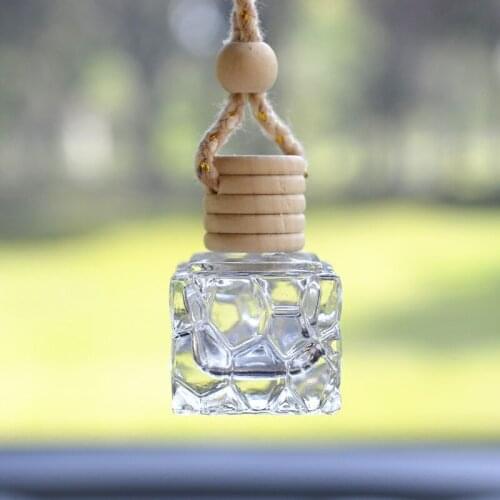 7ml Car Hang Glass Perfume Bottle Refillable Empty Automatic Volatilization Hanging Bottle Accessories Wood Cap Reuse