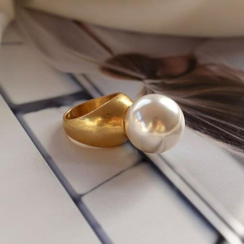SRCOI Baroque Round Imitation Pearl Vintage Ring Gold Color Minimalist Geometric Fashionable Exaggerated Finger Ring Trendy New