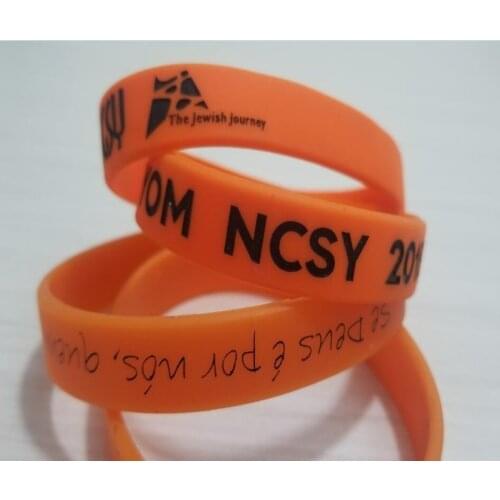 Custom Your Own Logo Personalize Fashion Rubber Silicone Bracelets Cheap Sport Bracelets Orange Wrist Band