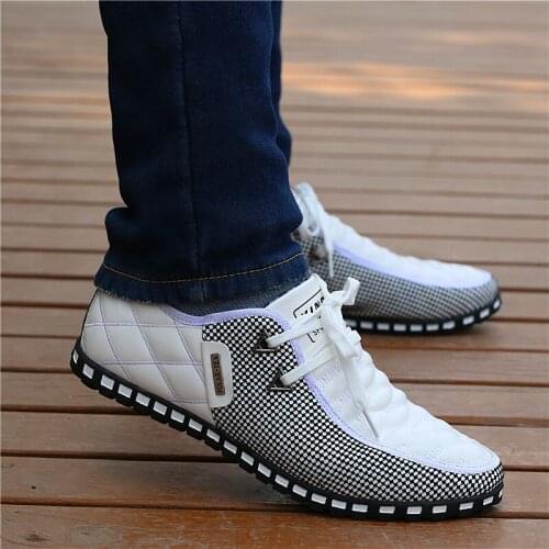 Men Leather Shoes Autumn Mens Casual Shoes Breathable Light Weight White Sneakers Driving Shoes Pointed Toe Business Men Shoes