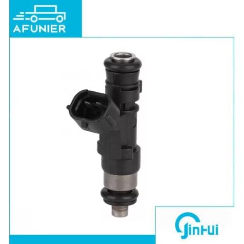 Fuel Injector Nozzle for Volkswagens Caddys III Golfs Mk5 Tourans OE No.:0280158071,06A906031CE