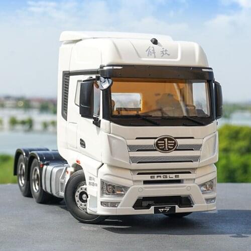 Original factory authentic 1:24 FAW EAGLE J7 diecast semi-trailer tractor models for gift, collection