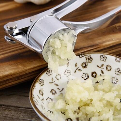 1Pcs Multifunction Handheld Garlic Mincer Stainless Steel Alloy Crusher Extrusion Tool Kitchen Cooking Tools
