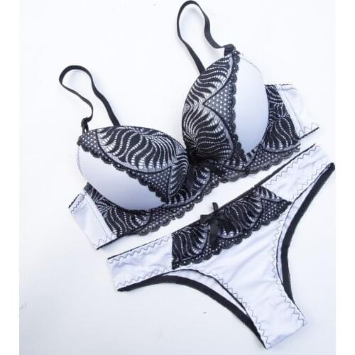 Bra Set bikini set European and American gathered together lingerie lace set