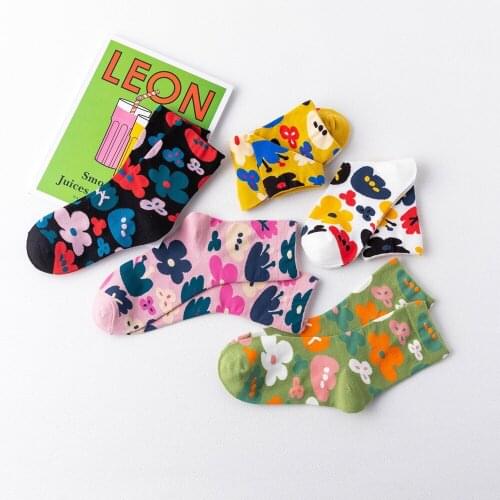Autumn and Winter Loose Socks Women Printed Socks Harajuku Accessories Short Socks 1 pair