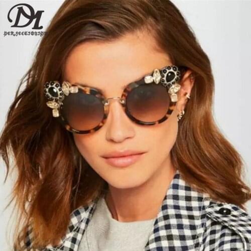 DM PERFECTIONISM Fashion Big Personality Cat Eye Sunglasses Inset Diamond Flower Style Sunglasses