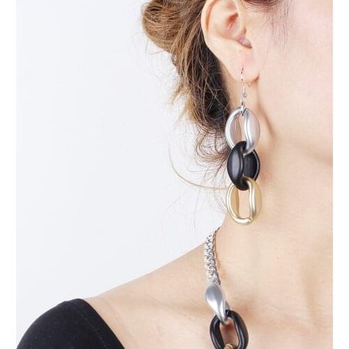 YD&YDBZ Plastic Twist Metal Hanging Earrings Women Punk Style Golden Color Big Pendant Earring Hip Hop Rock Clothes Matching