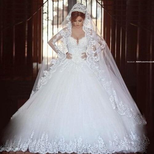 White Tulle Ball Gown Wedding Dresses Illusion Long Sleeves Off Shoulder Lace Appliques Train Bridal Gowns Vestidos de