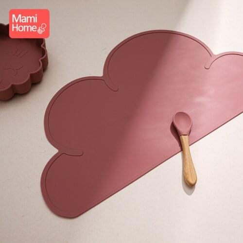 Silicone Cloud Shape Placemat Non Slip Placemat for Baby Toddlers Portable Food Mat BPA Free Cloud Pattern Easy Clean Food Grade