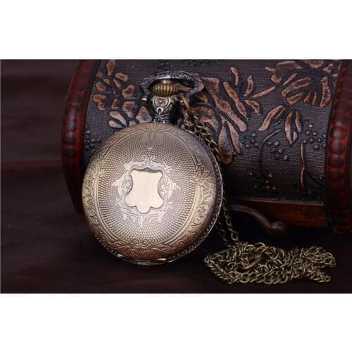 8129 New fashion European retro style solid cover quartz pocket watch large double-sided carved wall charts shield 8129