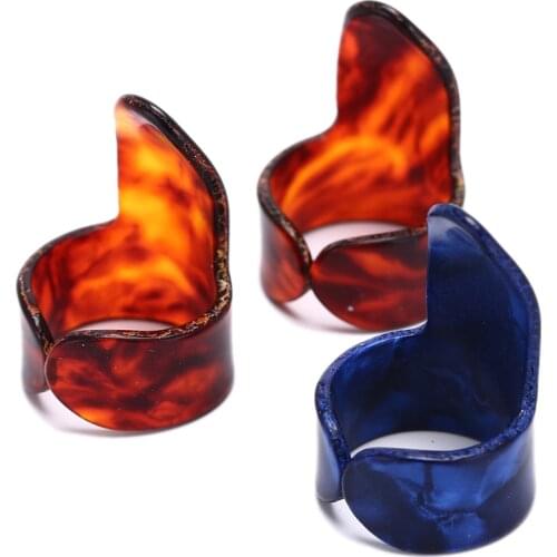 4pcs Finger Guitar Pick 1 Thumb 3 Finger picks Plectrum Guitar accessories