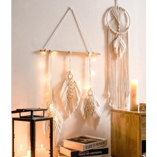 Nordic Feathered Hand-woven Tapestry Macrame Wall Hanging Bohemian Home Decorations Macrame Dreamcatcher Hand Knotted Tapestry