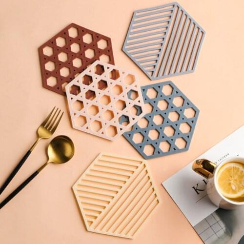 1PC TPR Coaster Hexagon Hollow Cup Pad Heat-Resistant Non-Slip Table Placemat Home Kitchen Coaster Drinks Coffee Cup Mats
