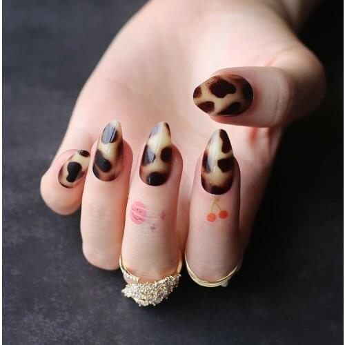 Classic Cheetah Brown Fake nails Almond Acrylic nails Glossy Stiletto False nails Short leopard print yellow