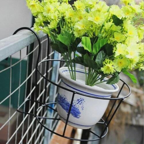 European-style wrought iron flower stand wall-mounted flower pot shelf balcony railing flower shelf hanging rail flower shelf