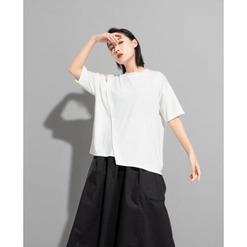 Street 2021 summer personalized stitching irregular T-shirt Fashion Button loose and thin off shoulder short sleeve top female
