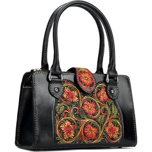 Handbag 2020 new female bag head layer cowhide crocodile pattern handmade retro one shoulder messenger leather bag wholesale