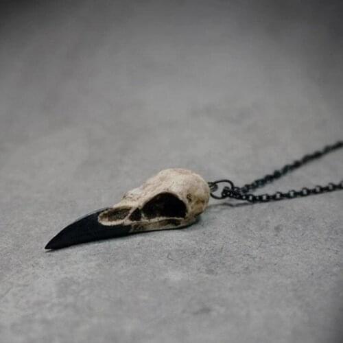Mini Raven Skull Necklace Resin Replica Raven Magpie Crow Poe Steampunk Gift Idea Zombie Gift,1.5"