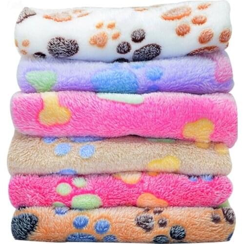 Fluffy high quality pet blanket soft cute cartoon pattern pet mat warm and comfortable blanket for cats and dogs pet supplies