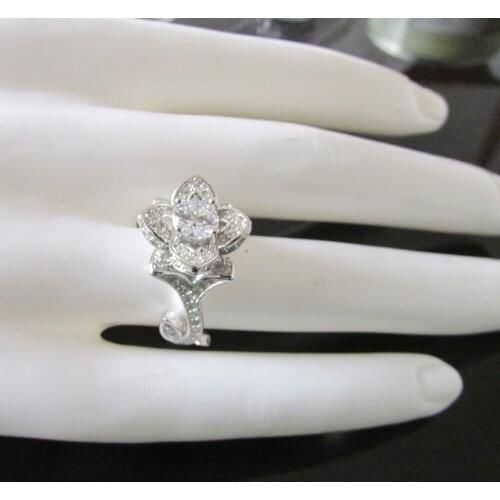 Size 5-10 hot selling spring bloom flower pave zirconia bling women fashion silver color rings