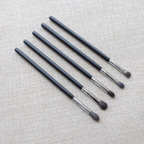 Professional Handmade Makeup Brushes Set Soft Blue Squirrel Goat Hair Eye Shadow Blending Brush Black Handle Make Up Brush Kit