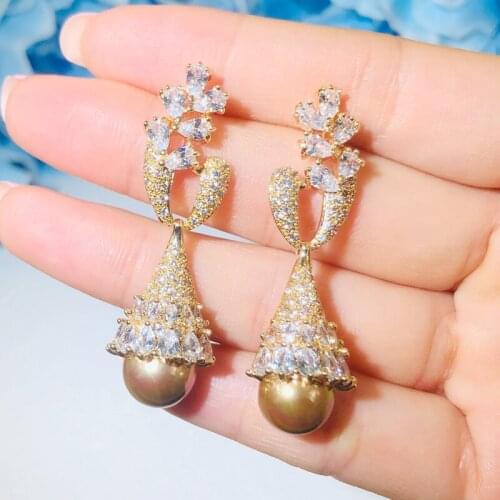QooLady Popular Water Drop Leaf Cubic Zirconia Long Dangling Pearl Earrings for Women Banquet Wedding Party Best Jewelry E062