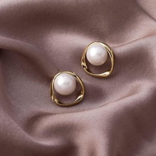 LOVOACC Elegant Round Simulated Pearl Earrings for Women Lady Gold Color Alloy Irregular Geometric Drop Earrings Wedding Jewelry