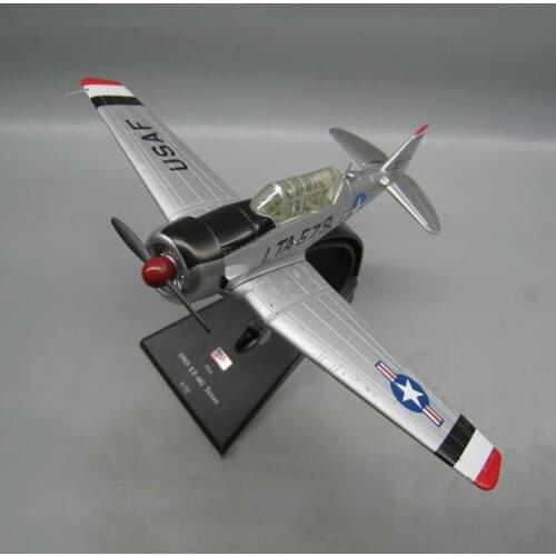 1/72 Scale USA Texas T6 Aircraft Retro propeller Airplane Model Classic Fighter Force Adult Children DisplayCollections Toy Show