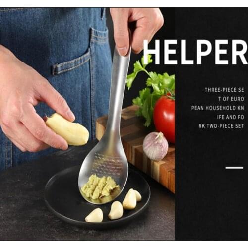 1pc Stainless Steel Garlic Press Garlic Rolling Tool Curved Grinder Mincing Masher Durable Household Kitchen Cooking Gadgets