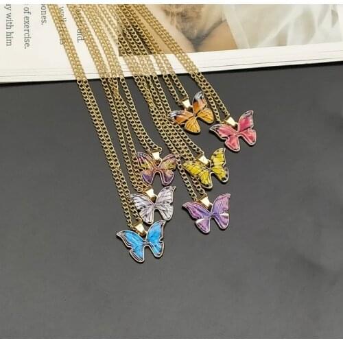 Multicolor Purple Butterfly Metal Necklace Women Trendy Simple Wild Pendant Dangle Clavicle Chain Jewelry Wholesale Dropshipping