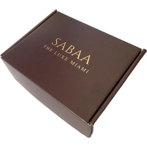 500pcs Custom Printing gold foil and UV black Carton flap shipping box Black Box Cardboard Packaging Mailer Corrugated