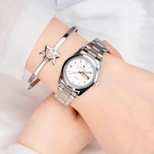 WWOOR 2021 New Top Brand Women Silver Luxury Watch Fashion Quartz Stainless Causal Calendar Waterproof Wristwatches Montre Femme