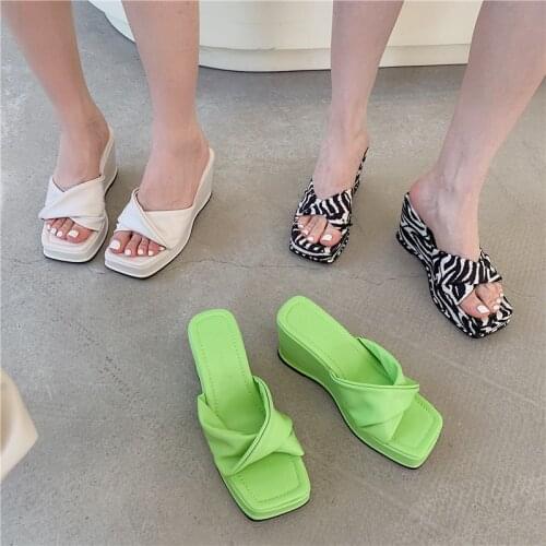 2021 Summer Wedge Platform Designer Women Sandal Mules Casual Outdoor Beach Slipper Ladies Open Toe Slip On Slides Sandal