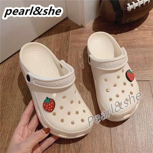 2021 New Fashion Sandals Women Clogs Soft Bottom Beach Sandals Women Slippers Clog Sandals Comfortable Breathable Ankle-Wrap PVC