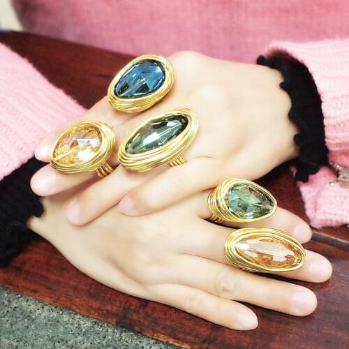 UKEN Rings With Crystals
