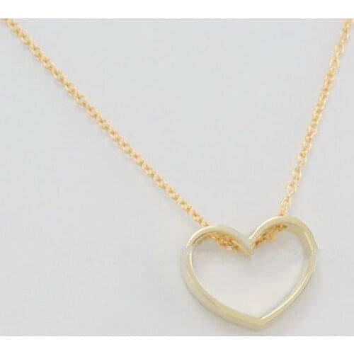 Fashion Simple heart-shaped necklaces Peach heart necklace for women