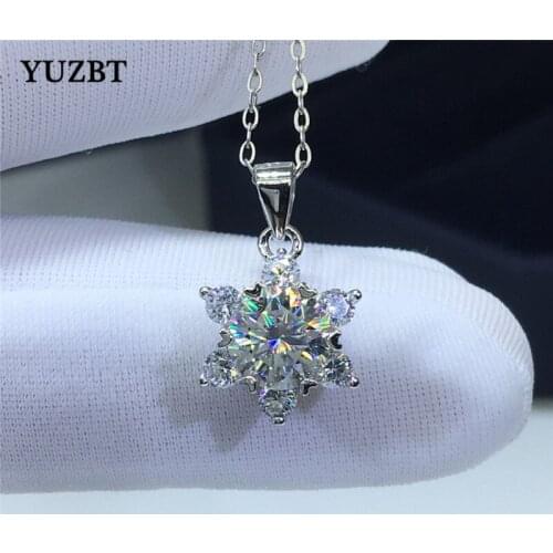 18K White Gold Plated 1 Carat Gemstone Round Excellent Cut Diamond Test Past D Color Moissanite Romantic Star Pendant Necklace