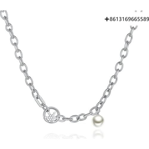 Fashion boutique 2021 new female necklace snowflake pendant light luxury niche jewelry simple collarbone chain S925