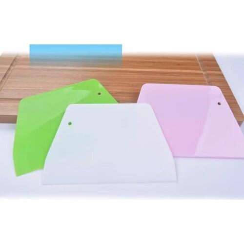 Baking Kit Flour Paste Scraper Food Grade PP Plastic Scraping Board Cream Scraping Bowel Powder