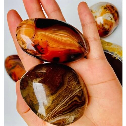 6-8cm 120g Natural crystal Silk agate Play with the stone stone rolling palmetto stone treatment 1pcs Randomly send